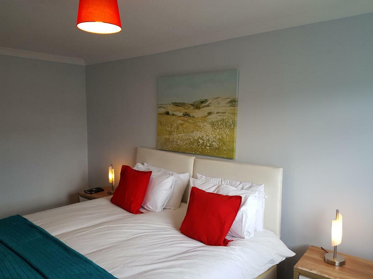 Penllech House - Huku Kwetu Notts - 3 Bedroom Spacious Lovely And Cosy With A Free Parking- Affordable And Suitable To Group Business Travellers Nottingham Exterior foto